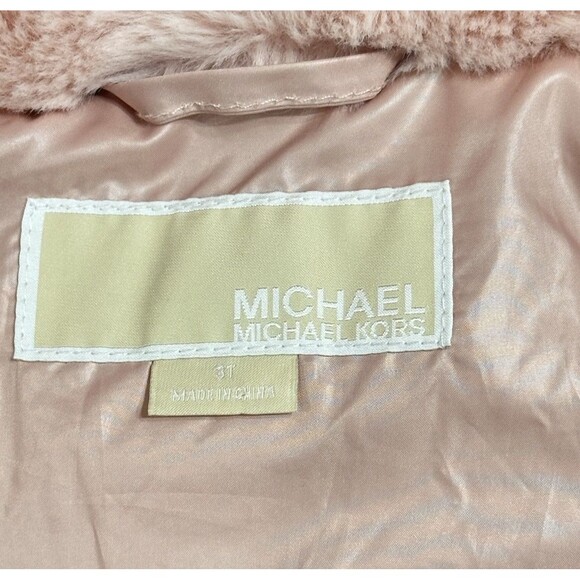 Michael Kors girls puffer coat size 3T.  Beautiful Warm coat In Great Condition. - Picture 10 of 11